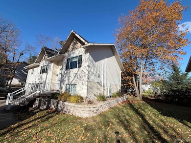 1250 Sherman St, Marquette, MI 49855 - photo 4