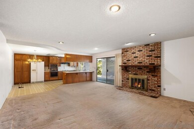 2134 Flying Hills Ln, El Cajon, CA 92020 - photo 7