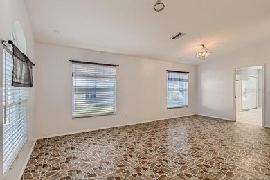 368 Tavernier Cir, Oldsmar, FL 34677 - photo 3