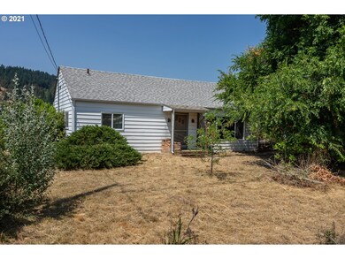 4200 Nonpareil Rd, Sutherlin, OR 97479 - photo 2