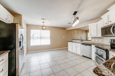 32815 Westwood Square Dr W, Magnolia, TX 77354 - photo 7