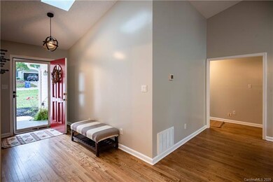 70 Forest Lake Dr, Asheville, NC 28803 - photo 5