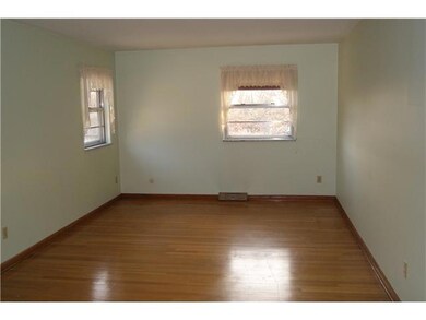 1036 Barberry Ln, Columbus, OH 43213 - photo 7