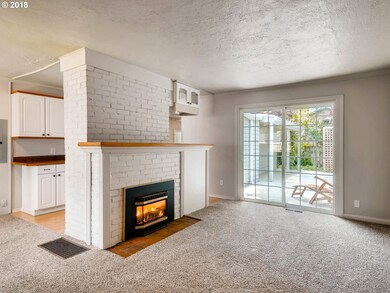 2766 Marylhurst Dr, West Linn, OR 97068 - photo 3