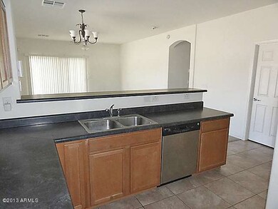 023-355607 - Kitchen-C-