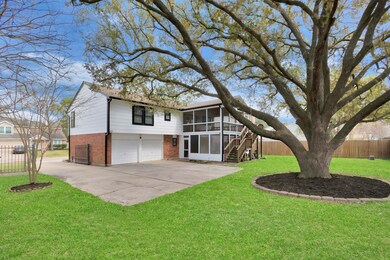 15819 Maple Manor Dr, Houston, TX 77095 - photo 2