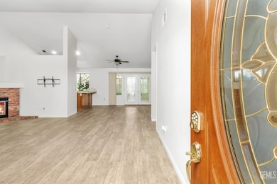 2608 English Oak Dr, Bakersfield, CA 93311 - photo 4