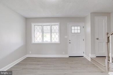 3915 Rokeby Rd, Baltimore, MD 21229 - photo 6