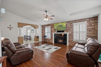 720 Desert Ash Dr, Horizon City, TX 79928 - photo 7