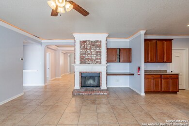 8127 Royal Field, San Antonio, TX 78255 - photo 5