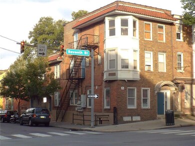 349 N 7th St unit 1, Allentown, PA 18102 - photo 2