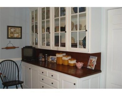 91 Friendly Rd, Cranston, RI 02910 - photo 2