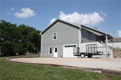 Side View Of Home/Walk-Out Basement/Basement Garag