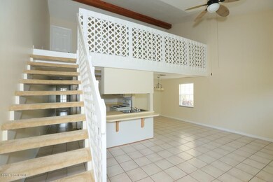 4. Summit Cove Condo - Unit F-9 - Living