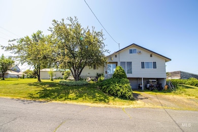 105 Weippe Ave W, Weippe, ID 83553 - photo 2