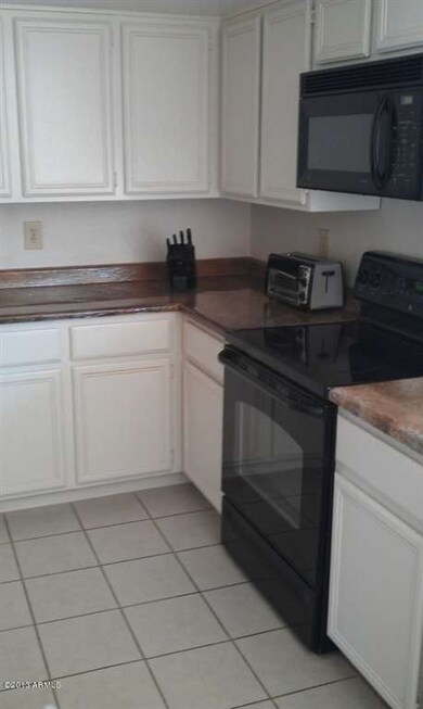 pinewood corner kitchen