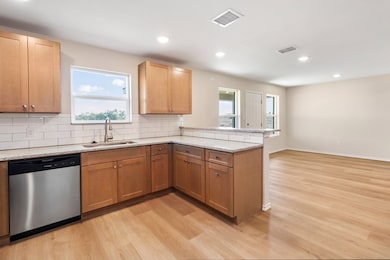 811 Bella Bvd, Coleman, TX 76834 - photo 6