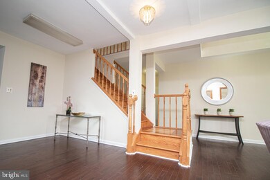 12405 Livingston Rd, Fort Washington, MD 20744 - photo 4