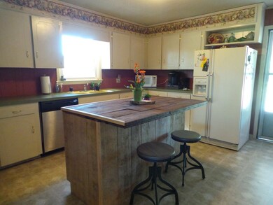 698 Wilkinsville Hwy, Gaffney, SC 29340 - photo 5