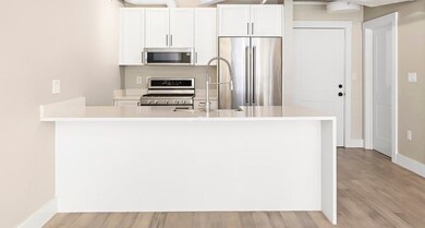 305 Webster Ave unit 107, Cambridge, MA 02141 - photo 3