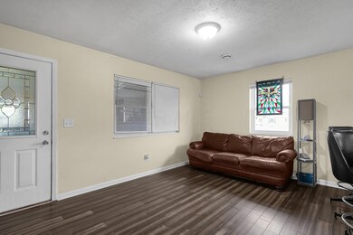 275 Williams Rd, Columbus, OH 43207 - photo 5