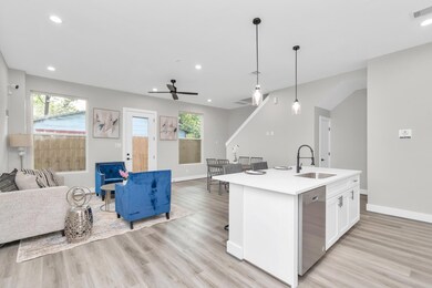 11 Wellford St unit E, Houston, TX 77022 - photo 6