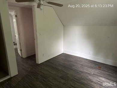 812 E 9th St, Auburn, IN 46706 - photo 6