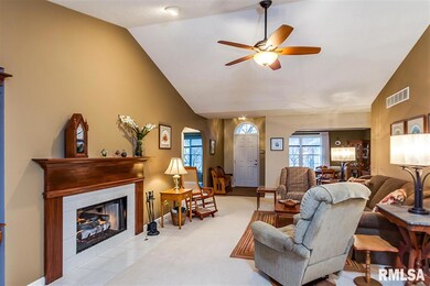 1733 E Rusholme St, Davenport, IA 52803 - photo 4