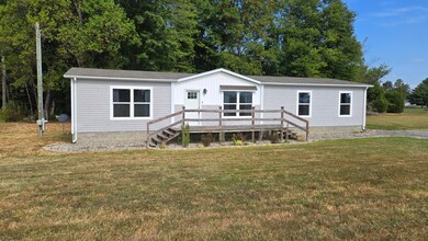 201 Primrose Ln, Russell Springs, KY 42642 - photo 3