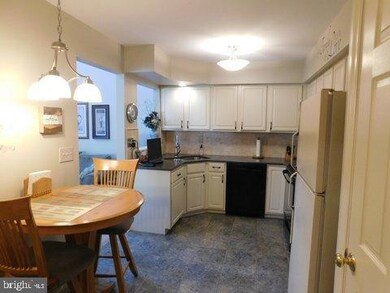 4080 Laurel Ln, Mount Joy, PA 17552 - photo 3