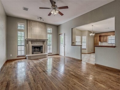 1108 David Rd, Moore, OK 73160 - photo 5