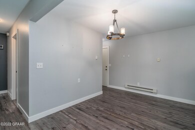 815 Duke Dr unit 427, Grand Forks, ND 58201 - photo 3