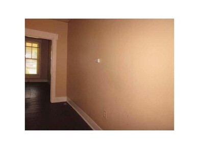 2022 Ohio Ave, Columbus, IN 47201 - photo 5