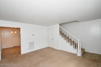 327 Richlands Ave unit 3, Jacksonville, NC 28540 - photo 5