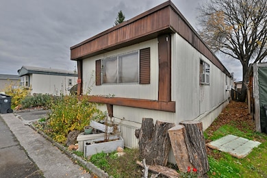 2622 Falcon St unit 40, White City, OR 97503 - photo 5