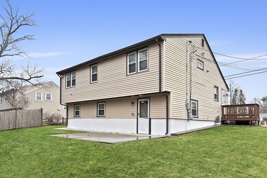 32 Kathleen Rd, Brockton, MA 02302 - photo 2