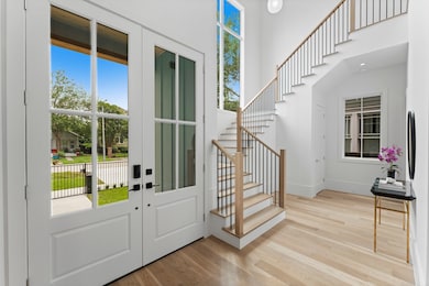 2223 Arlington St, Houston, TX 77008 - photo 3