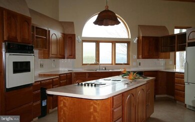 430 Aurora Ln, Sugar Grove, WV 26815 - photo 7