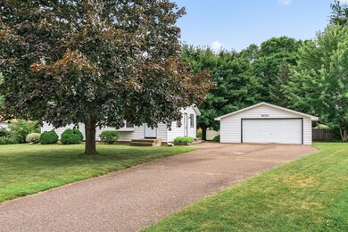 9252 Zinnia Ln N, Maple Grove, MN 55369 - photo 3