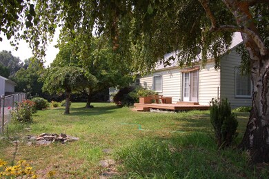 4 Side Yard