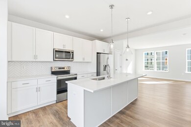 206 Monteith Dr, Winchester, VA 22601 - photo 4