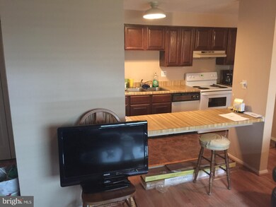 19629 Gunners Branch Rd unit D, Germantown, MD 20876 - photo 3