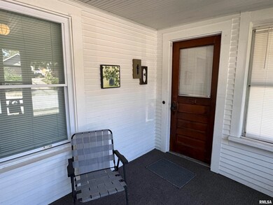 2040 Tremont Ave, Davenport, IA 52803 - photo 3