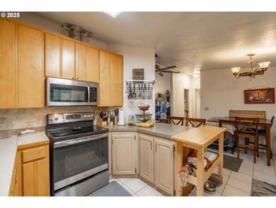 6000 River Rd S, Salem, OR 97302 - photo 7