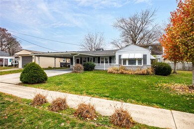 915 E Jefferson Ave, Effingham, IL 62401 - photo 2