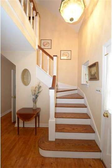 923 Sulgrave Ln, Bryn Mawr, PA 19010 - photo 3