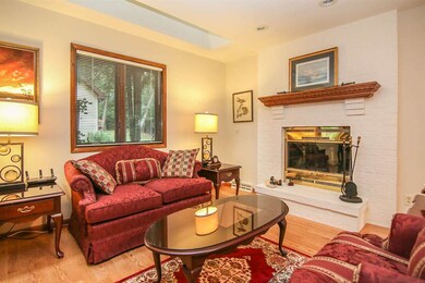 827 Shady Oaks Ln, Oregon, WI 53575 - photo 7