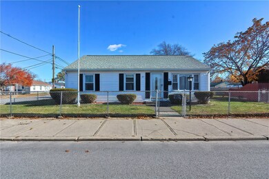 44 Rocco Ave, Pawtucket, RI 02860 - photo 3