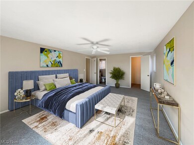 26256 Hickory Ln, Olmsted Falls, OH 44138 - photo 4