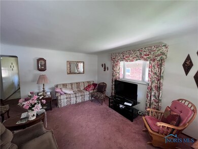 2705 102nd St, Toledo, OH 43611 - photo 2